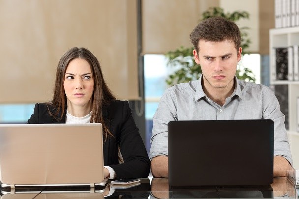 How to deal with co-worker conflicts in the workplace